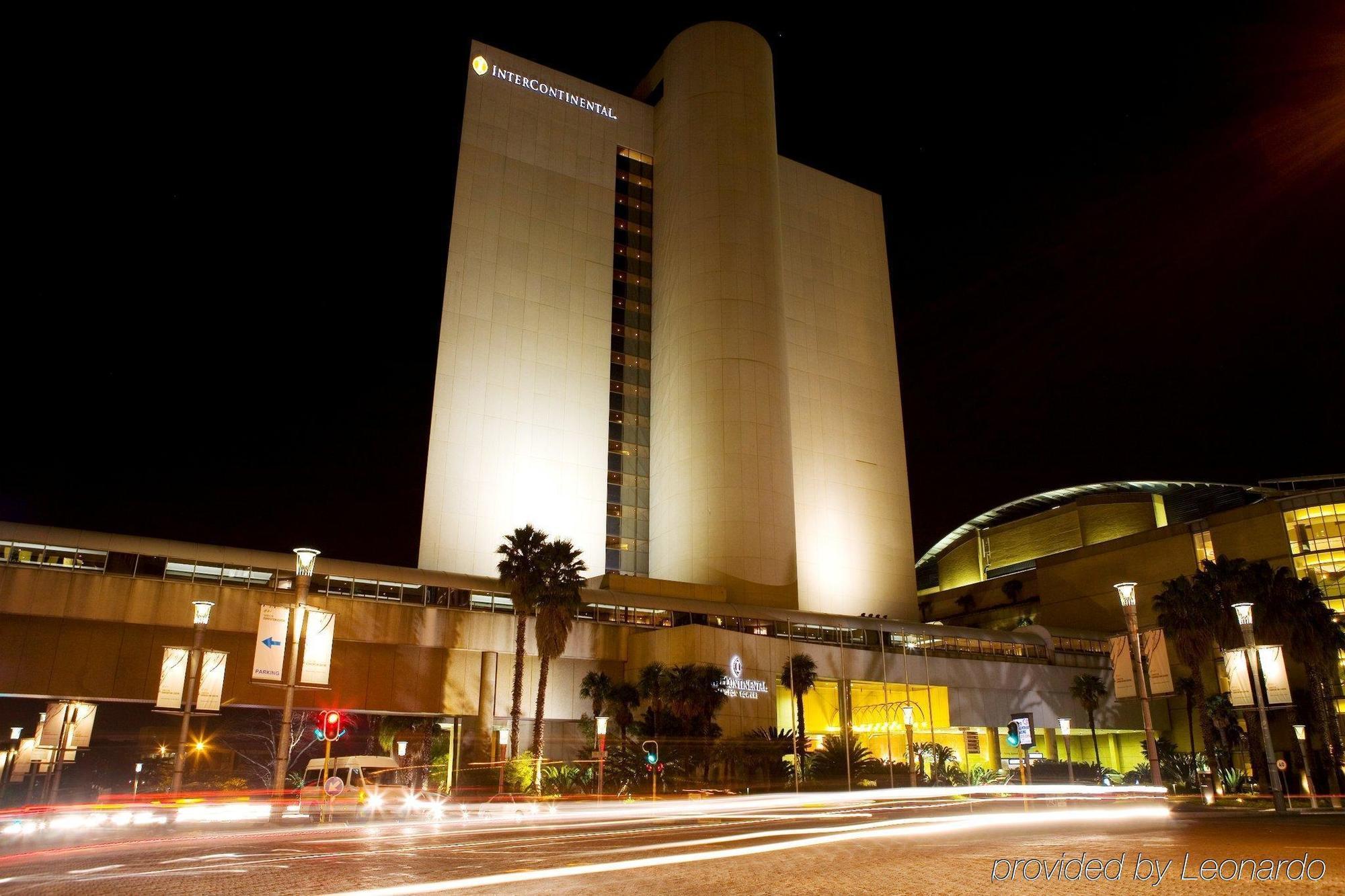 Intercontinental Johannesburg Sandton Towers, An Ihg Hotel Zewnętrze zdjęcie